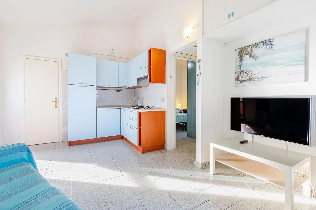 Trilocale A 200 Mt Dal Centro Apartment San Teodoro  San Teodoro (Sardinia)